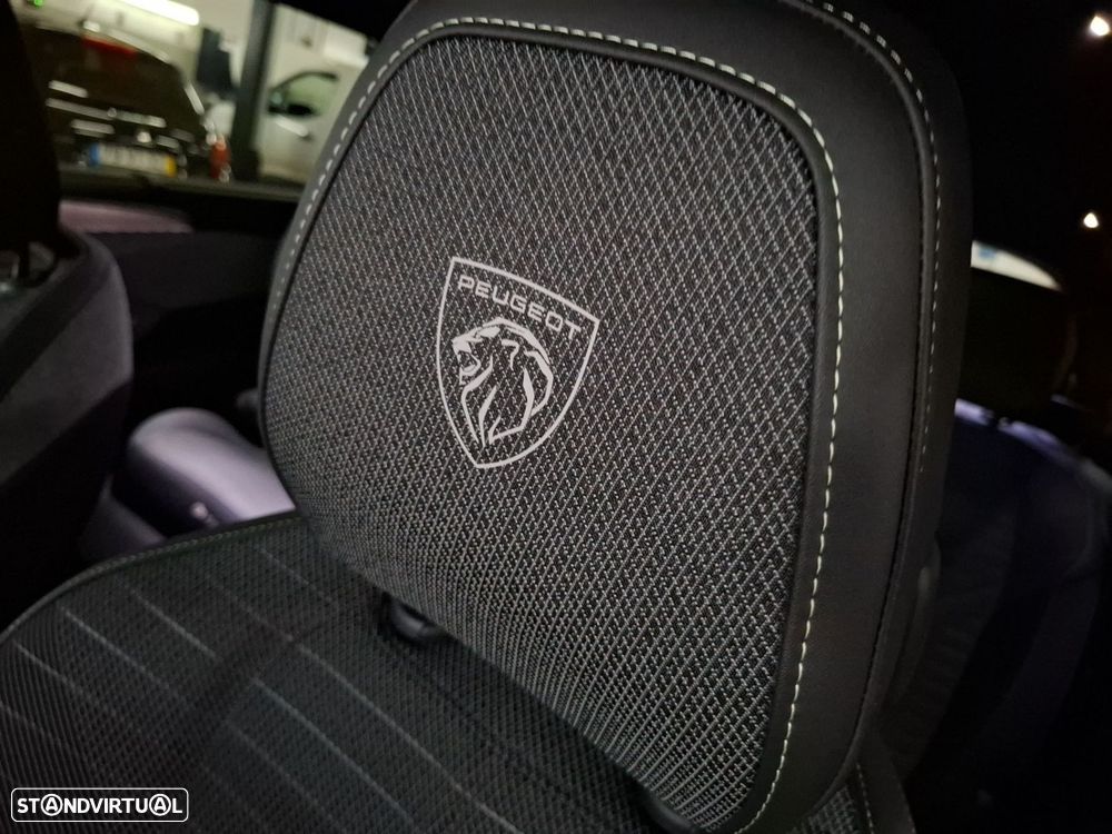 Peugeot 5008 1.2 Hybrid GT e-DCS6 - 28
