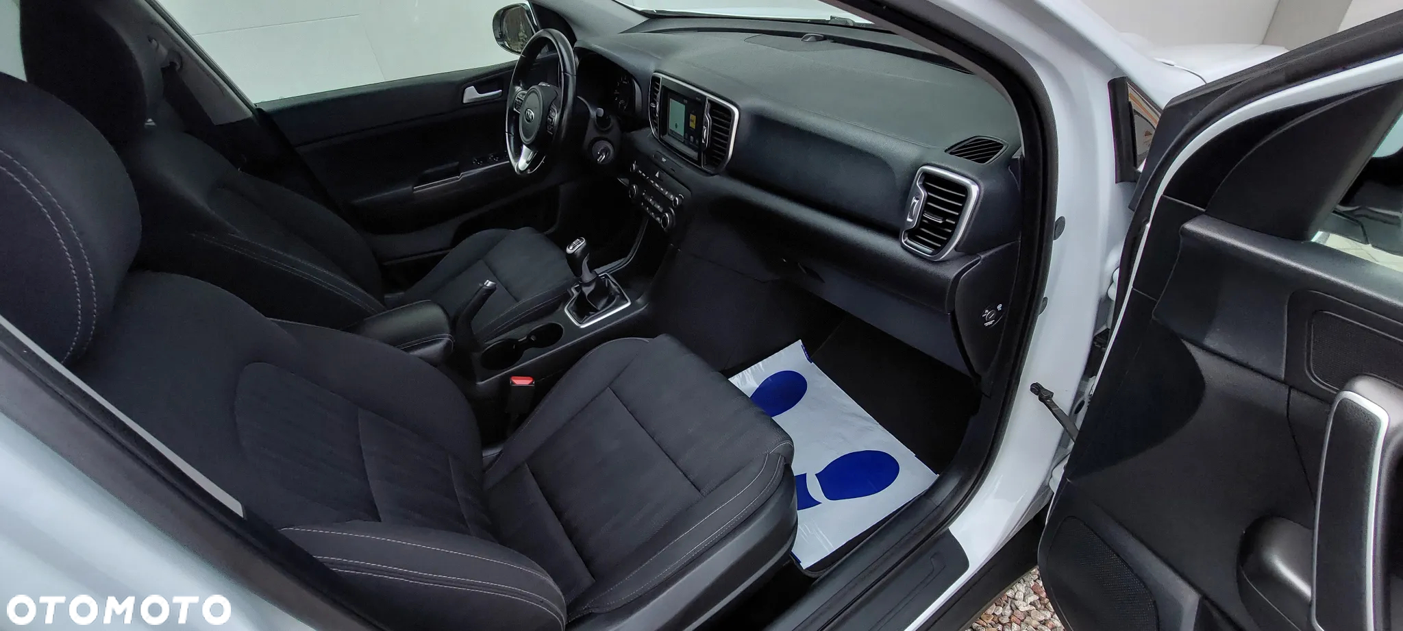 Kia Sportage 1.6 GDI 2WD Attract - 26