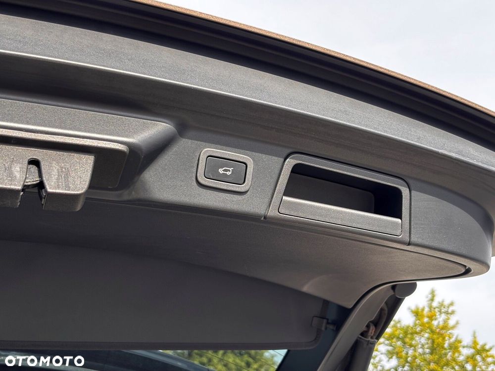 Land Rover Range Rover Velar 3.0 SD6 HSE - 39