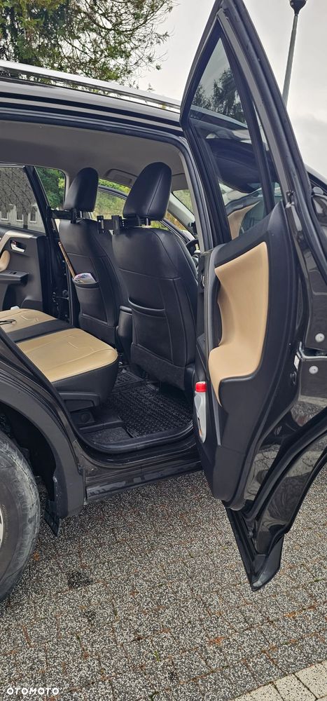 Toyota RAV4 2.0 D-4D Prestige - 22
