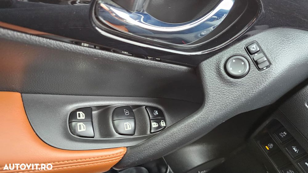 Nissan X-Trail 2.0 dCi ALL-MODE 4x4i Xtronic Tekna - 20