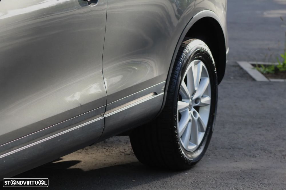 VW Touareg 3.0 TDI V6 - 19