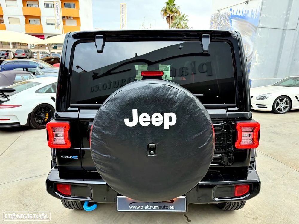 Jeep Wrangler Unlimited - 4