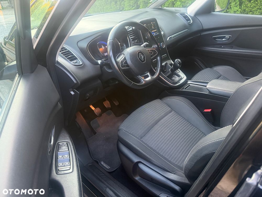Renault Grand Scenic BLUE dCi 120 LIMITED - 12