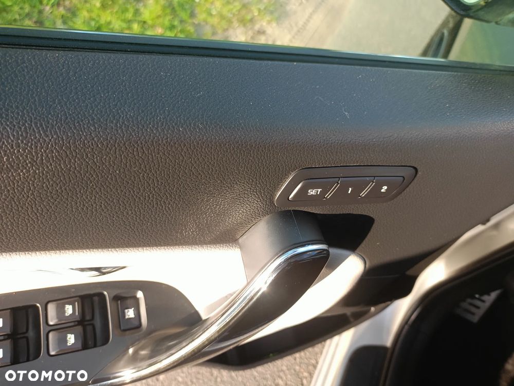 Kia Ceed 1.6 CRDi 128 ISG Platinum Edition - 21