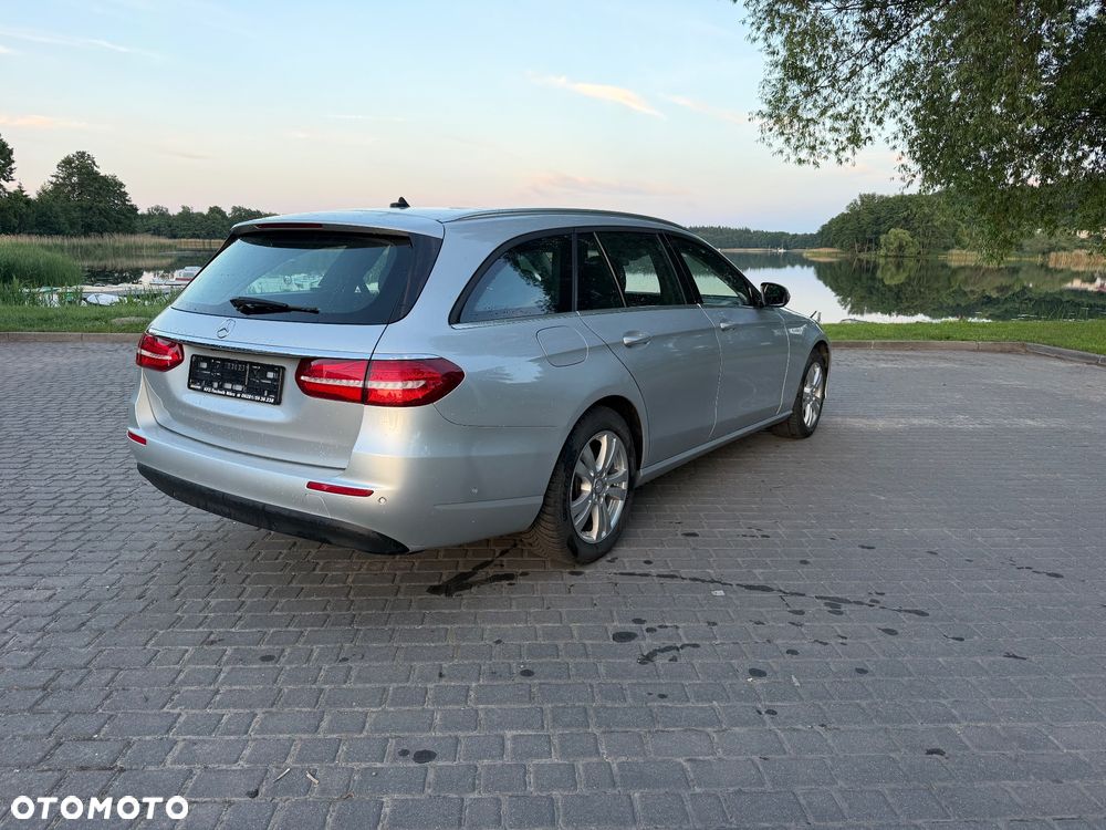 Mercedes-Benz Klasa E 220 d 9G-TRONIC - 1