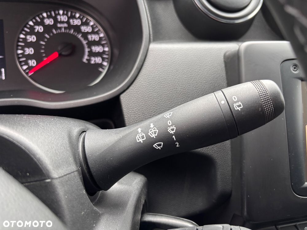 Dacia Duster 1.6 SCe Prestige - 24