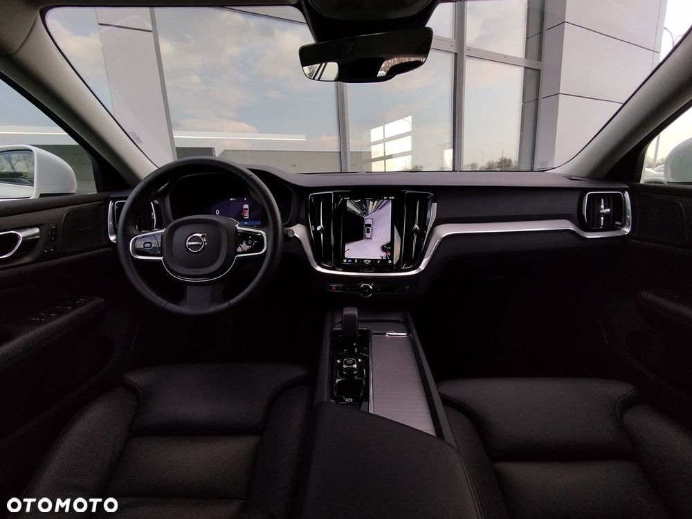 Volvo V60 Cross Country Plus B5 B AWD - 19