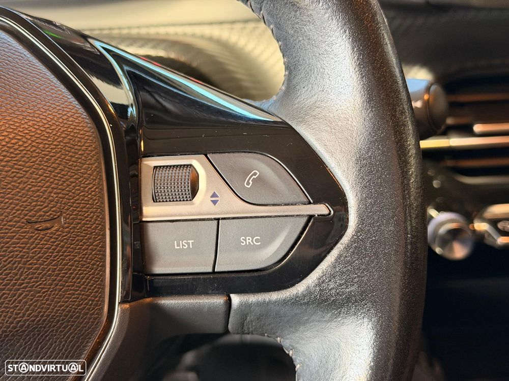 Peugeot 208 1.2 PureTech Active - 31