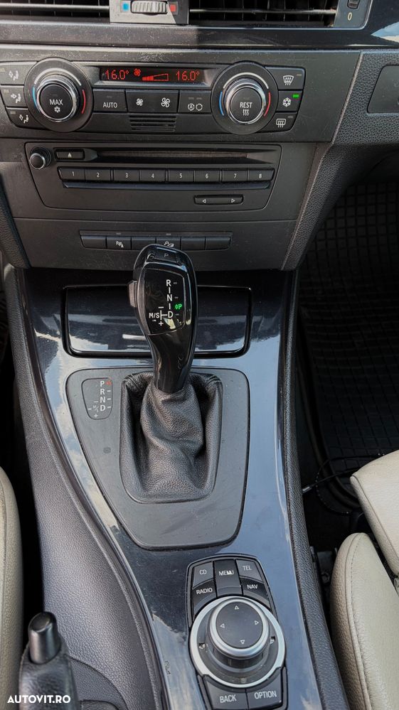 BMW Seria 3 320d xDrive Aut. - 10