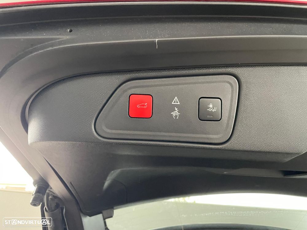 Peugeot 3008 1.2 PureTech GT Line EAT6 - 28