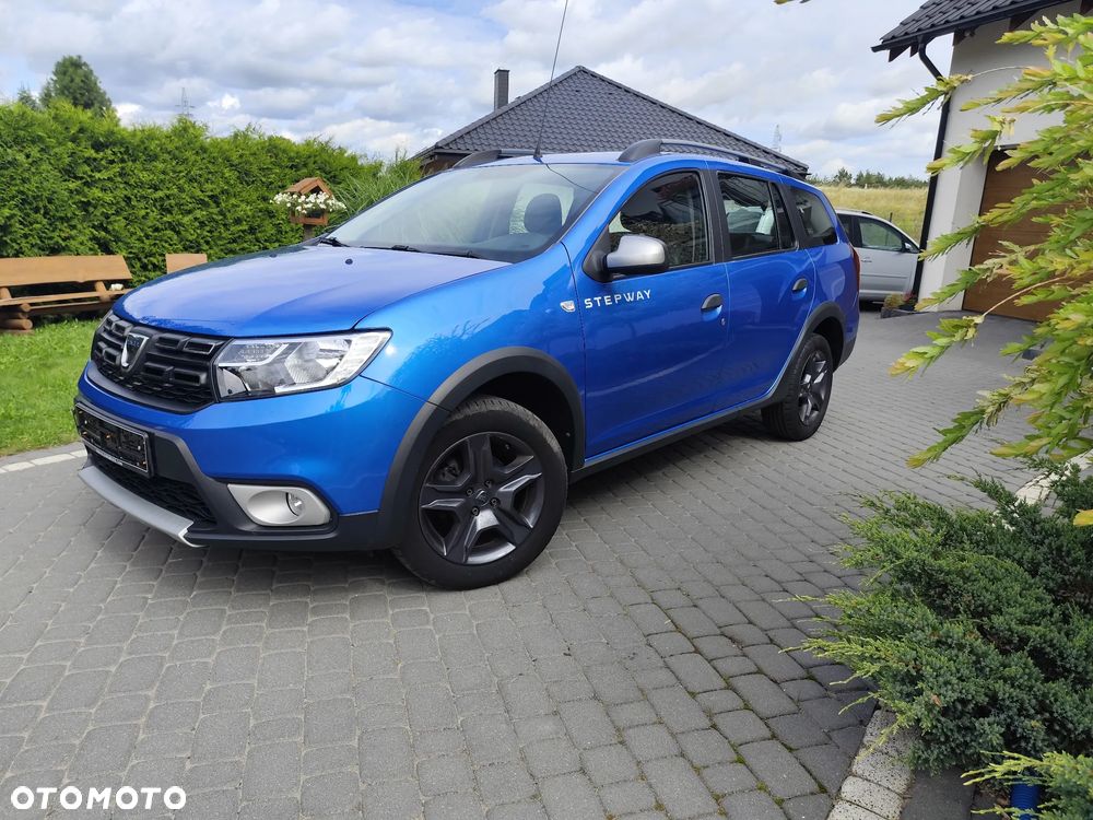 Dacia Logan TCe 90 (S&S) Stepway - 4
