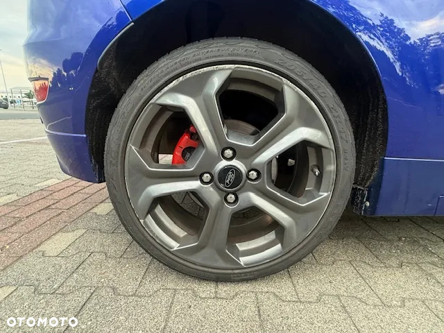 Ford Fiesta ST - 23