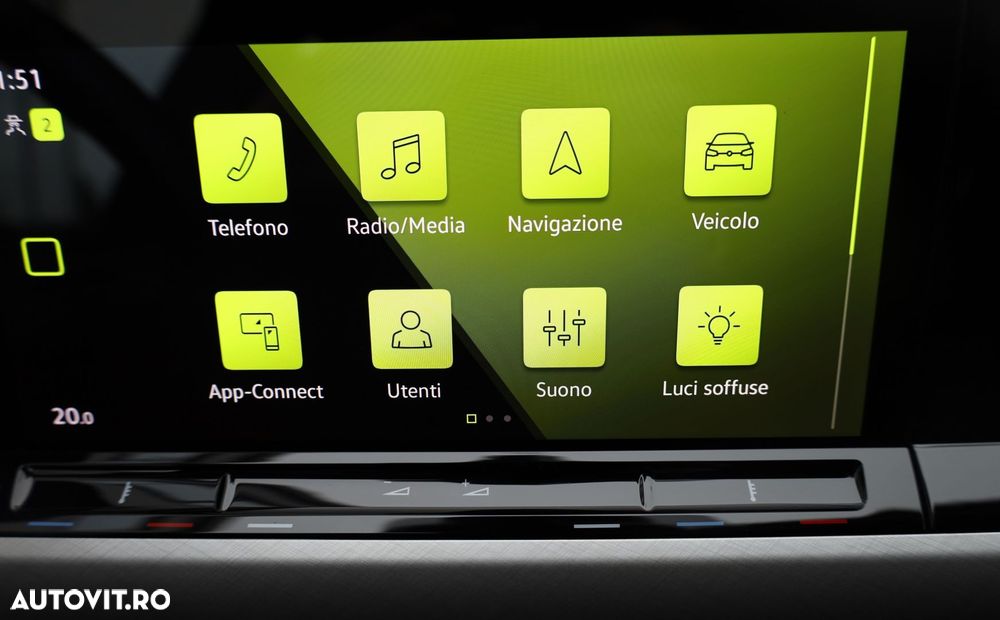 Volkswagen Golf 1.5 eTSI ACT DSG MHEV Life - 26