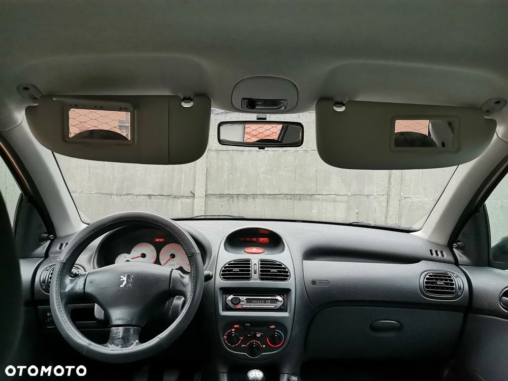 Peugeot 206 1.1 Mistral - 29