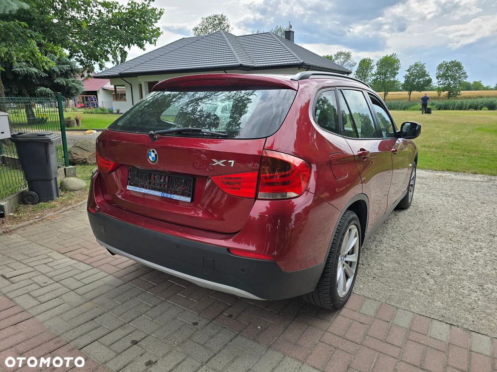 BMW X1 sDrive18i - 13