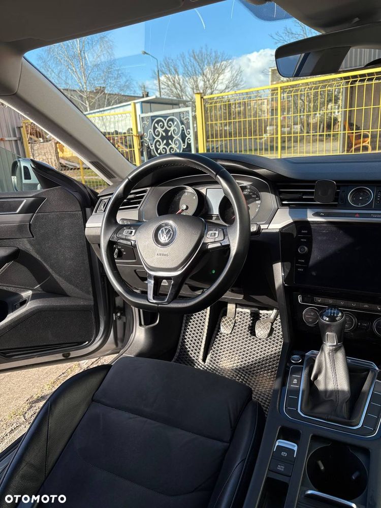 Volkswagen Arteon 2.0 TDI Essence - 5