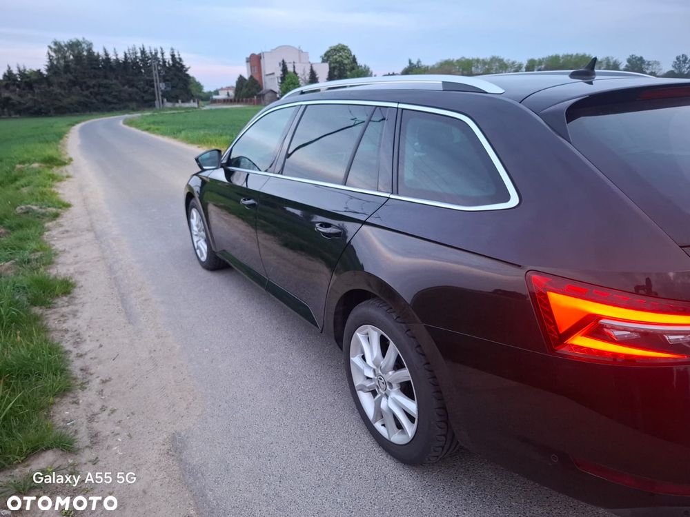 Skoda Superb 2.0 TDI DSG Premium Edition - 2
