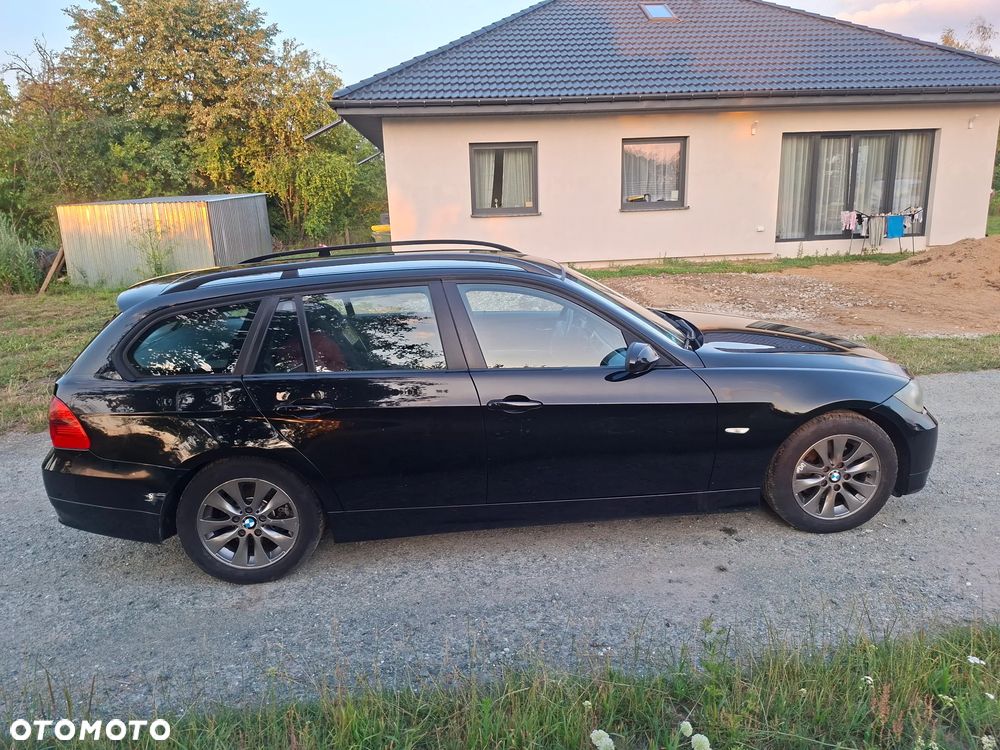 BMW Seria 3 318d DPF - 9