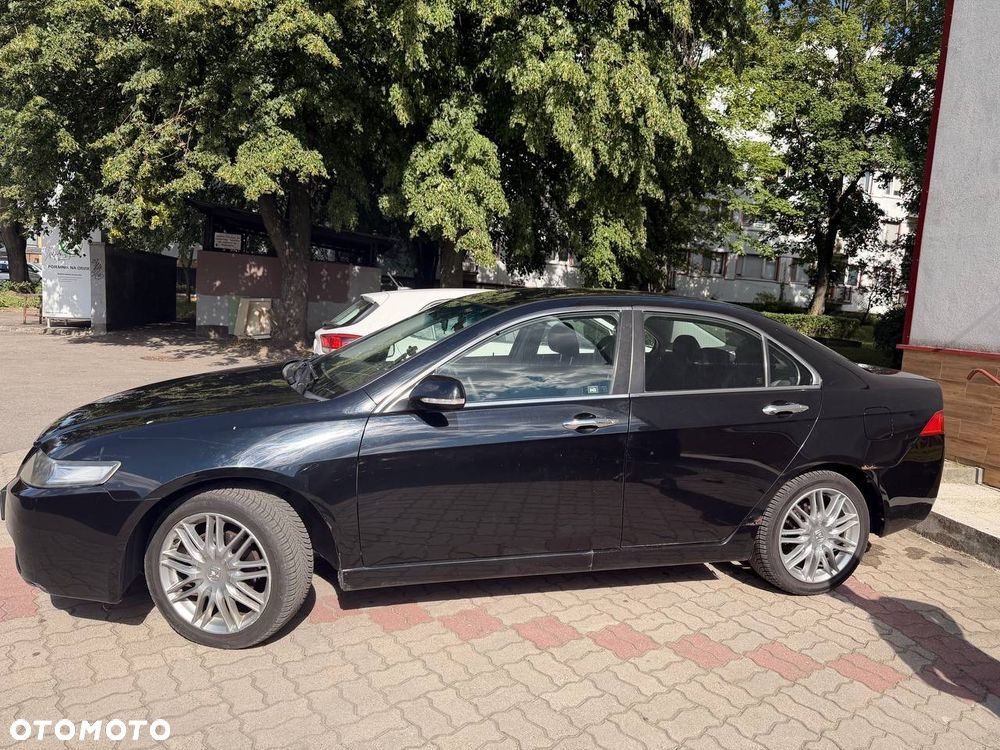 Honda Accord 2.0 Comfort - 2