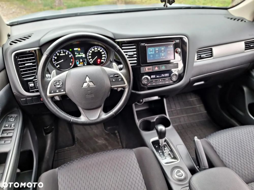 Mitsubishi Outlander ver-1-6-cdti-automatik-innovation - 4