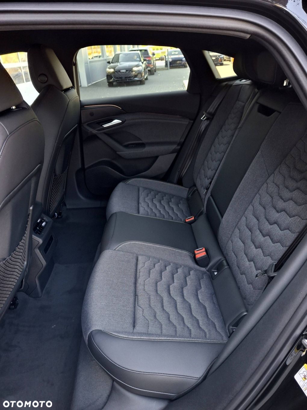 Audi A6 e-tron - 13