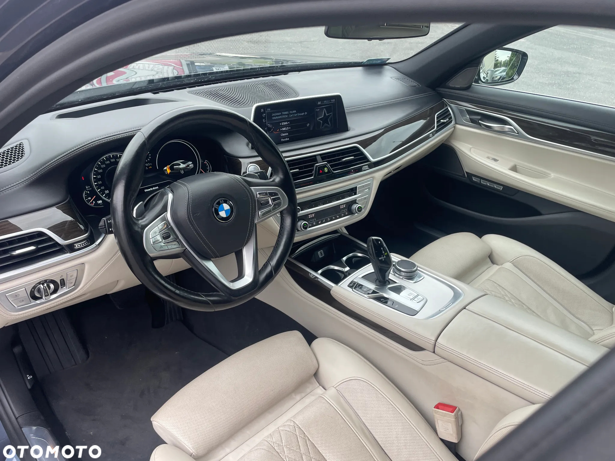 BMW Seria 7 740d xDrive - 17