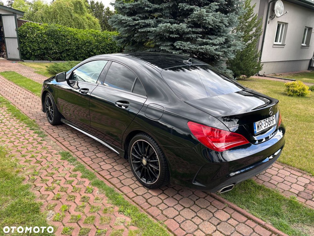 Mercedes-Benz CLA 180 AMG Line - 7