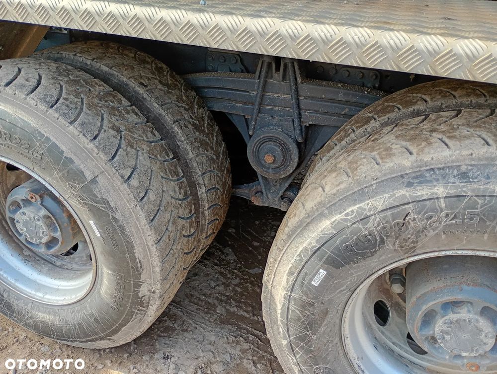 Renault C520 10X4 - 9