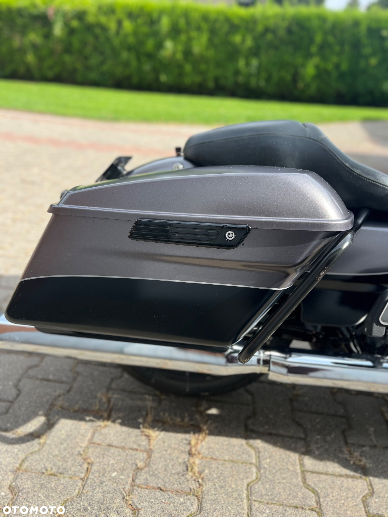 Harley-Davidson FLH Electra Glide - 16
