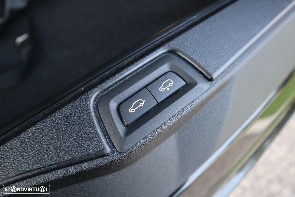 BMW X5 50 e xDrive Edição Desportiva M - 14