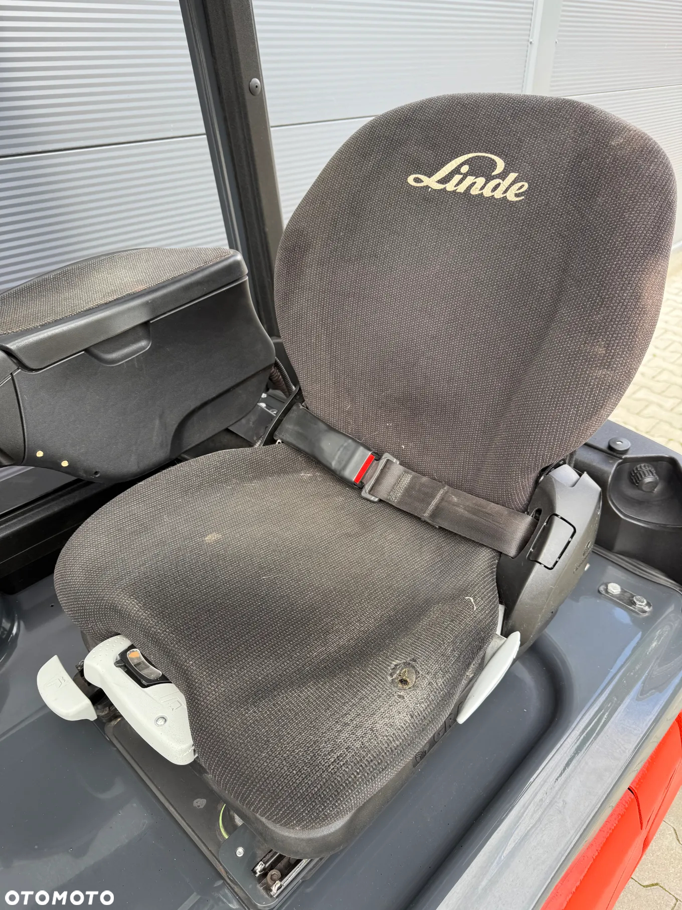 Linde E16-02 - 8