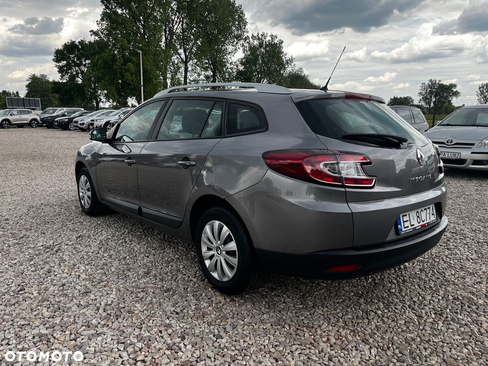Renault Megane 1.6 16V 110 Expression - 6