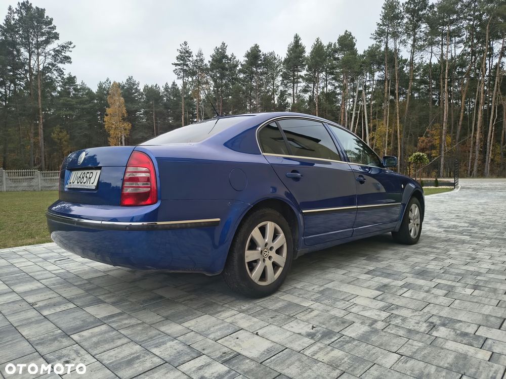 Skoda Superb 2006 photo 4