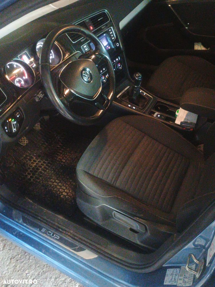 Volkswagen Golf 1.6 TDI 4Motion BMT Comfortline - 9