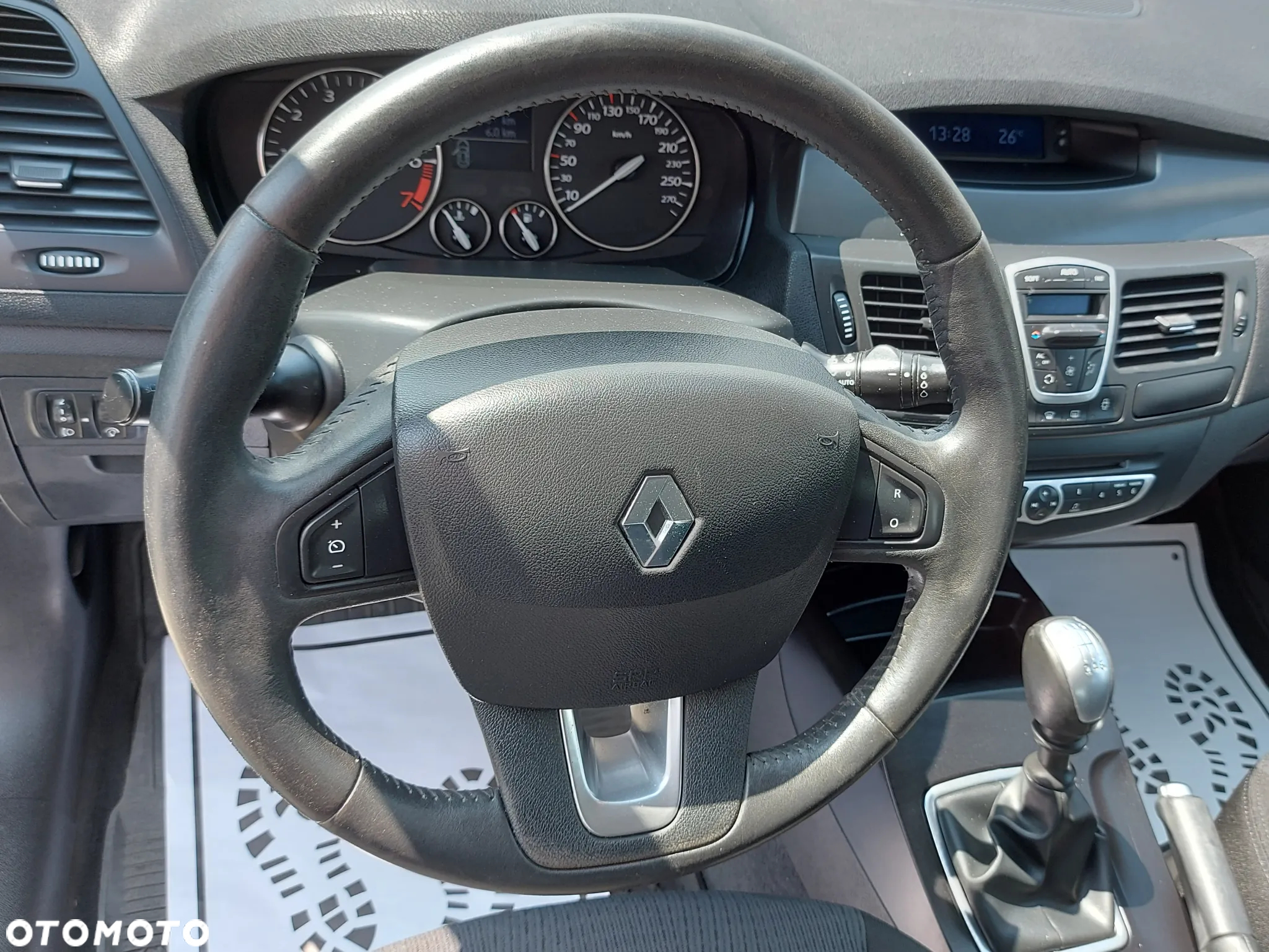 Renault Laguna - 26