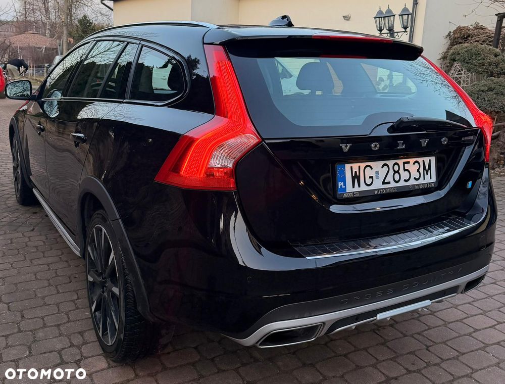 Volvo V60 Cross Country D4 AWD Geartronic Pro - 6