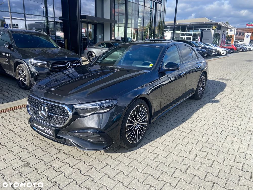 Mercedes-Benz Klasa E 200 4-Matic AMG - 2