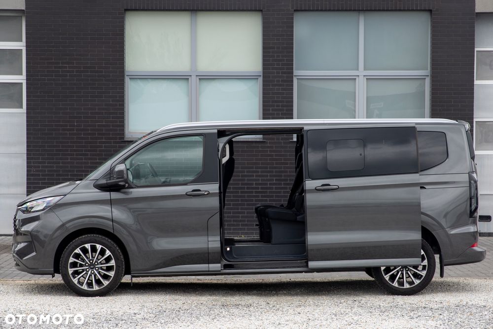 Ford Tourneo Custom - 6