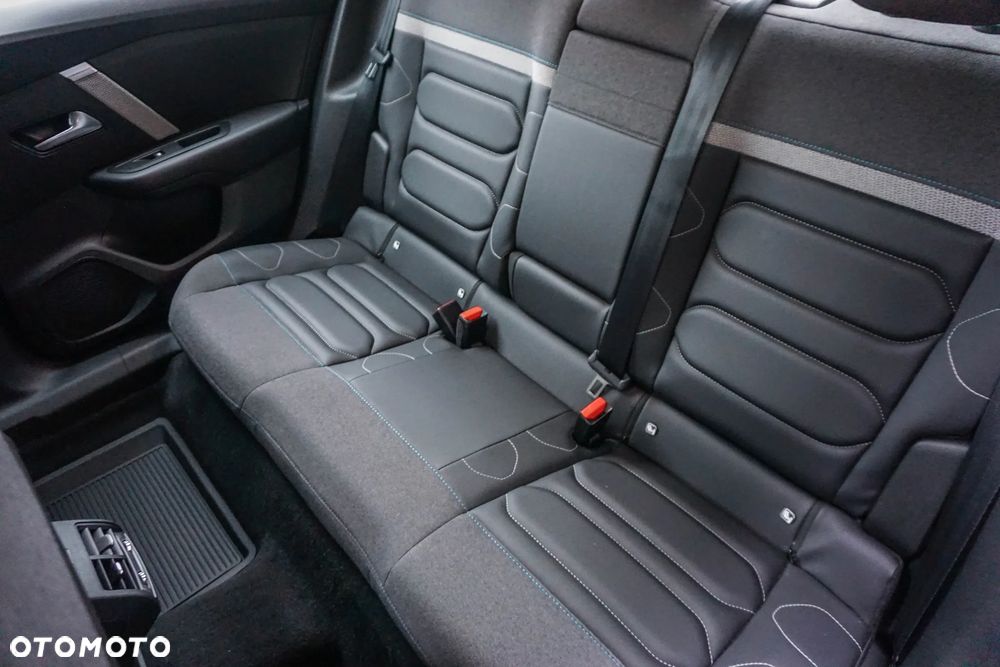 Citroën C4X 1.2 PureTech Plus S&S EAT8 - 29