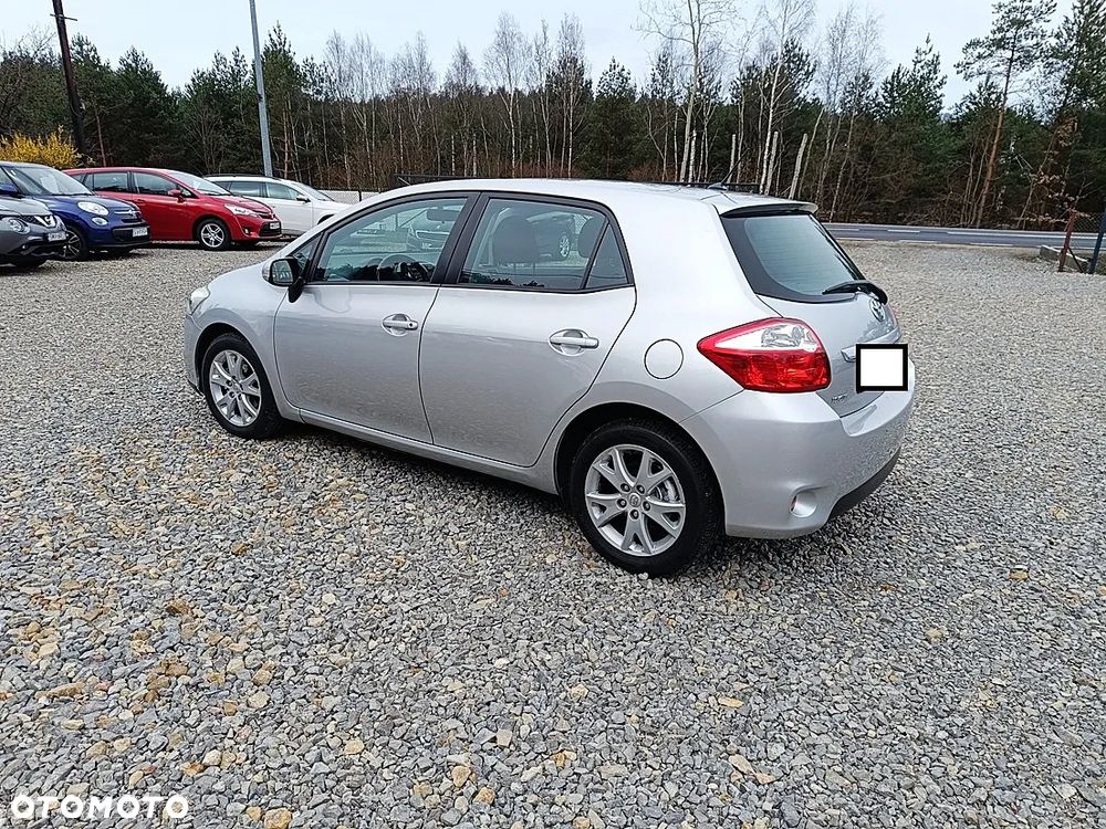 Toyota Auris 1.33 VVT-i Premium - 4