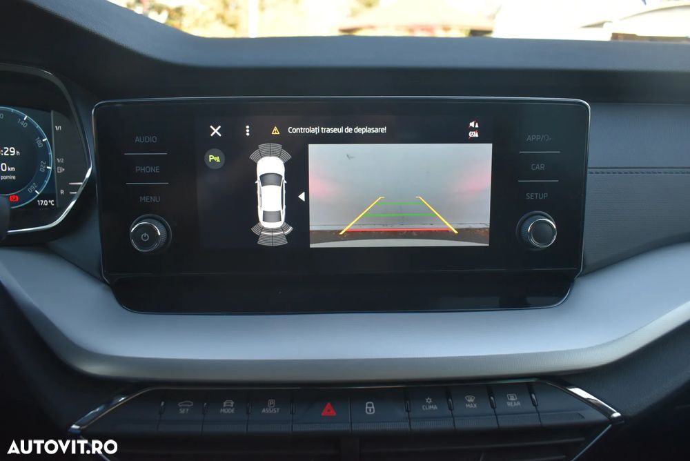 Skoda Octavia 1.5 TSI DSG MHEV Ambition - 14