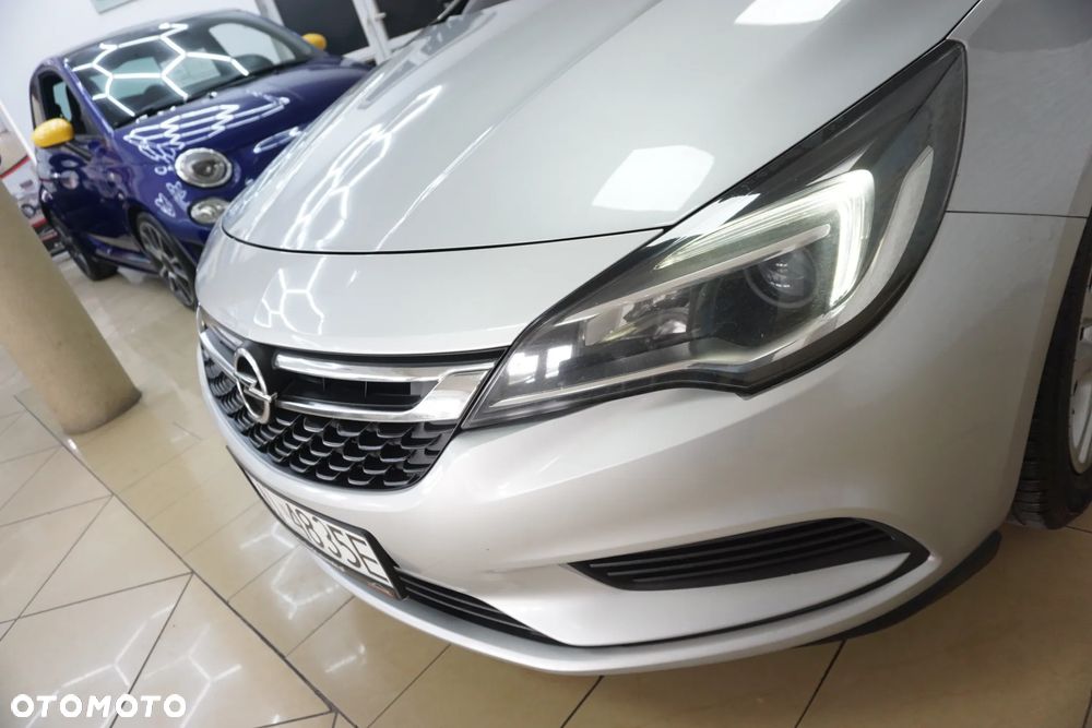 Opel Astra 1.6 CDTI Enjoy - 12