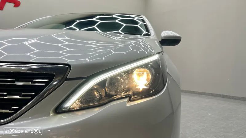 Peugeot 308 SW PureTech 130 Allure Pack - 11