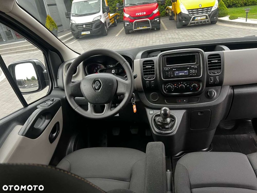 Renault Trafic Long  doka 6-osobowy - 31