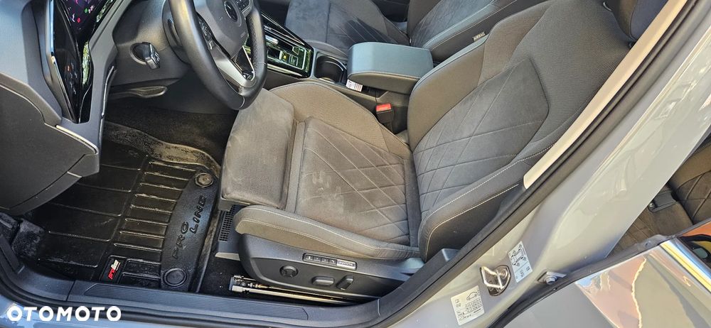Volkswagen Golf 1.5 eTSI OPF DSG Style - 13