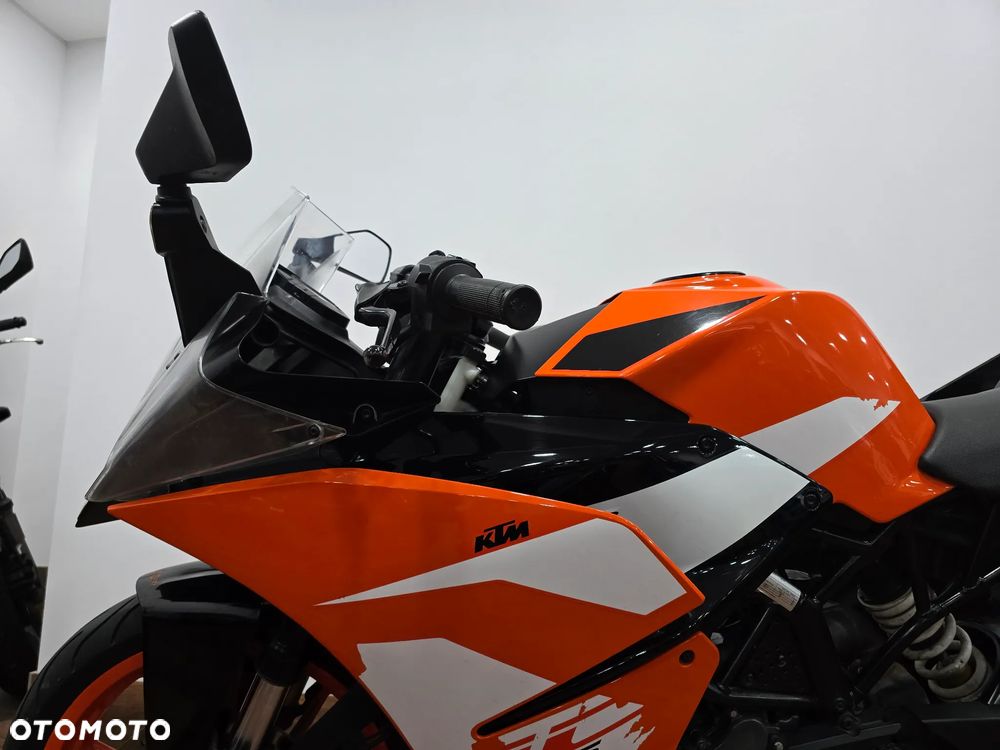 KTM RC 125 - 23