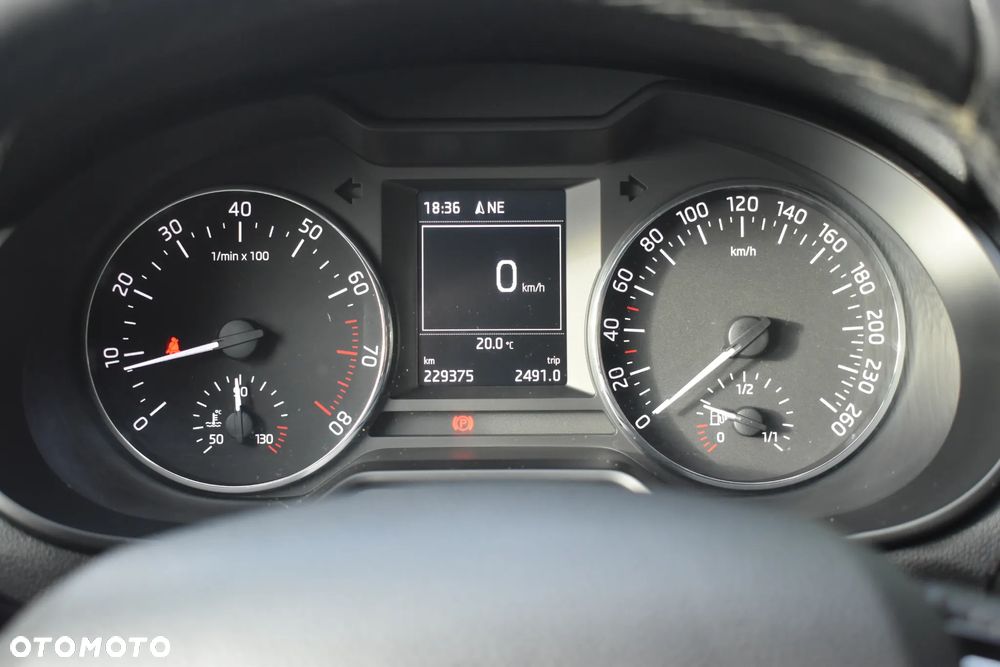 Skoda Octavia - 7