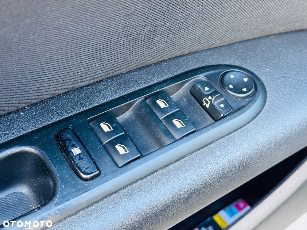 Peugeot 407 2.2 HDi Premium - 9
