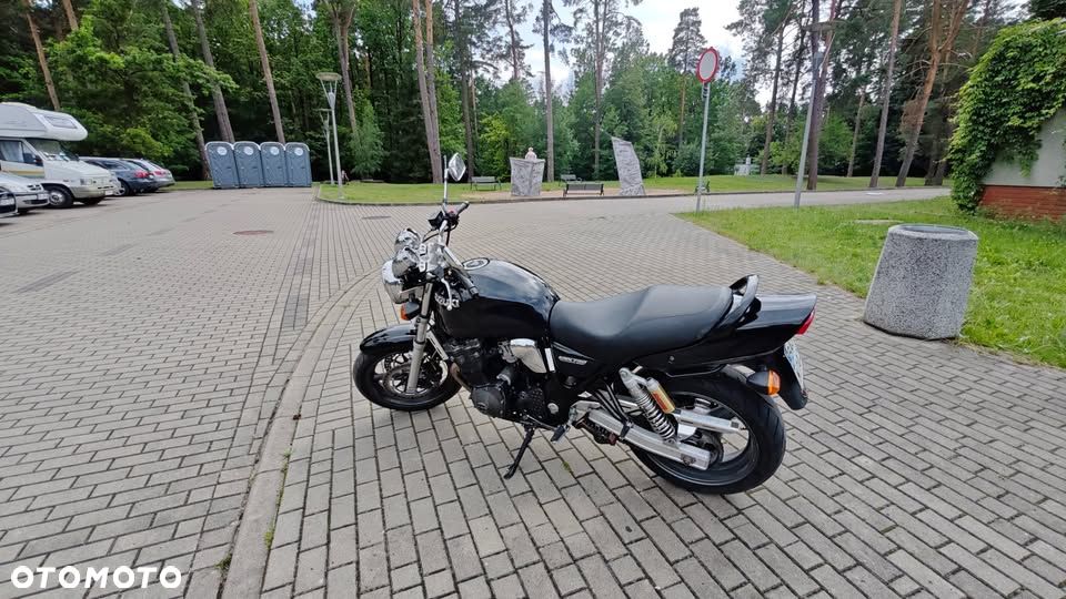 Suzuki GSX - 5